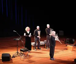 Logo : Theatergroep M/V
